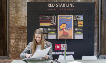 RSL_scheurblokkenwand_exponanza_01.jpg RSL_scheurblokkenwand_exponanza_01.jpg